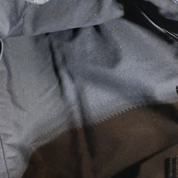 Gucci Black Monogram Handbag - Picture 13 of 16